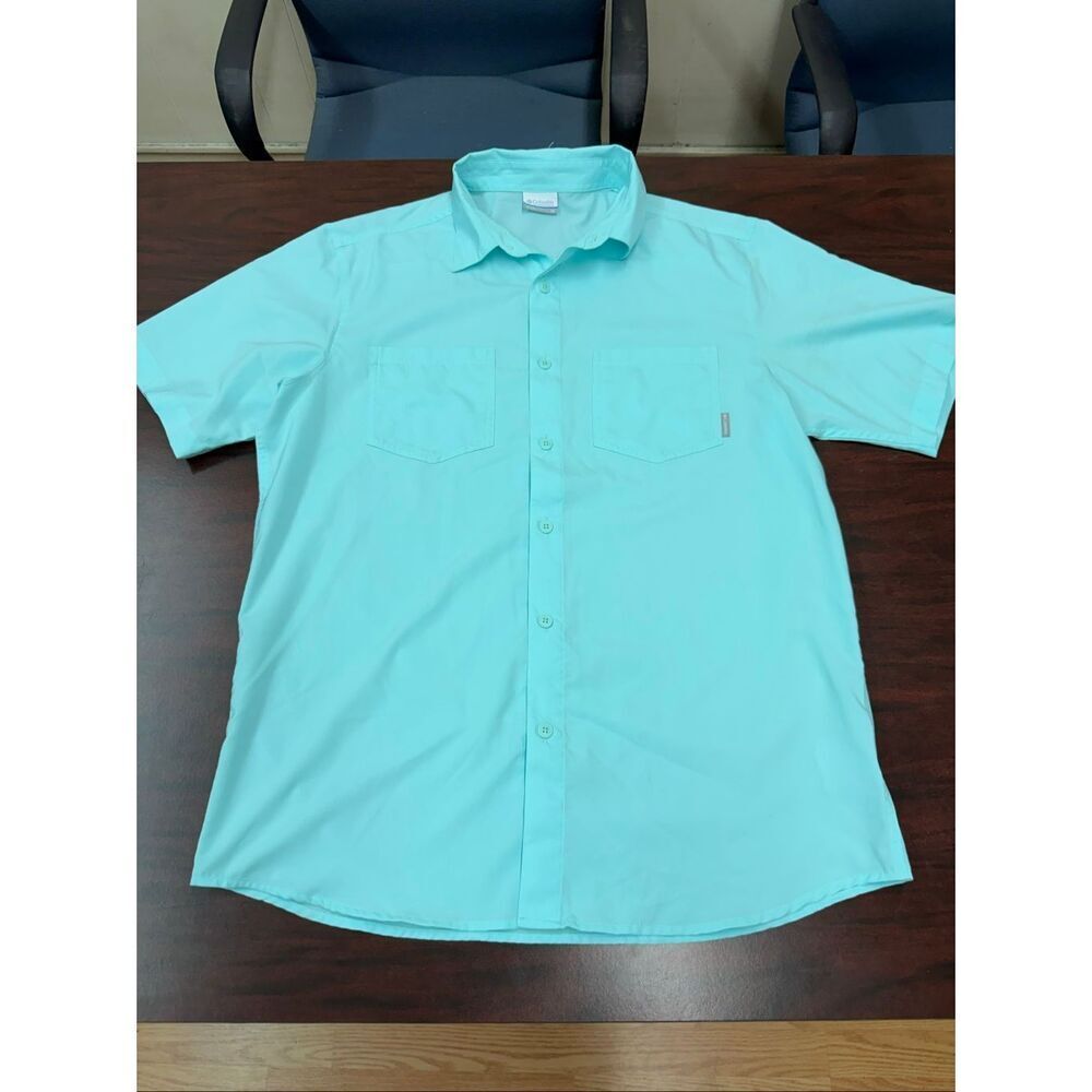 Columbia Mens Teal Colored Short Sleeve Button Up Performance Shirt Size Medium
